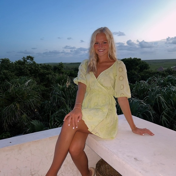 Zara Light Green Tie Mini Dress - Picture 2 of 2